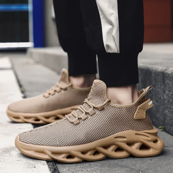 Summer Men Casual Sports Running Shoes Breathable Lightweight Sneakers Outdoor Mesh Black Athletic Jogging Tennis Walking Shoe