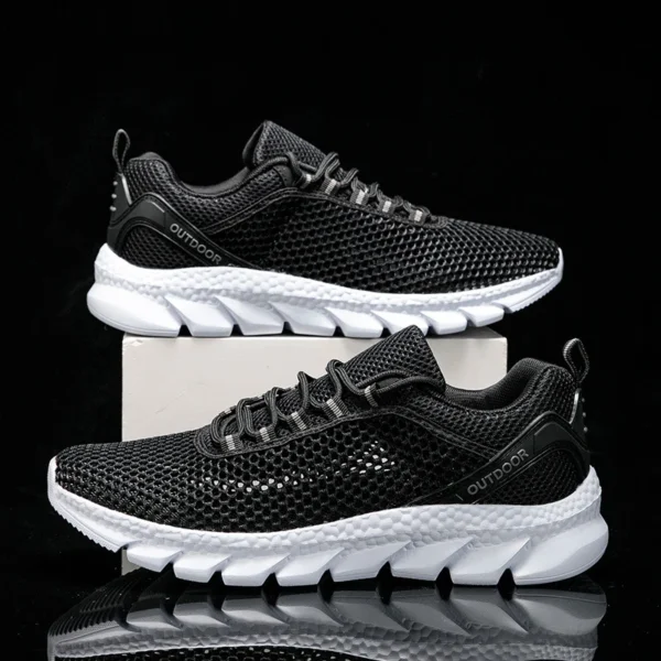 Summer Couple Style Hollow Mesh Sneakers Lightweight Breathable Outdoor Walking Shoes Pink Accent Comfortable Casual Footwear