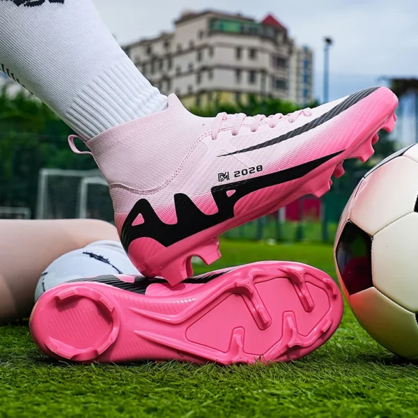 Fashion Pink Soccer Boots Men Professional Lightweight Sock Men's Football Shoe Outdoor Non-slip Original Football Boot Sneakers