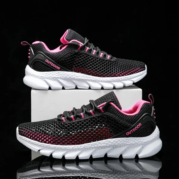 Summer Couple Style Hollow Mesh Sneakers Lightweight Breathable Outdoor Walking Shoes Pink Accent Comfortable Casual Footwear